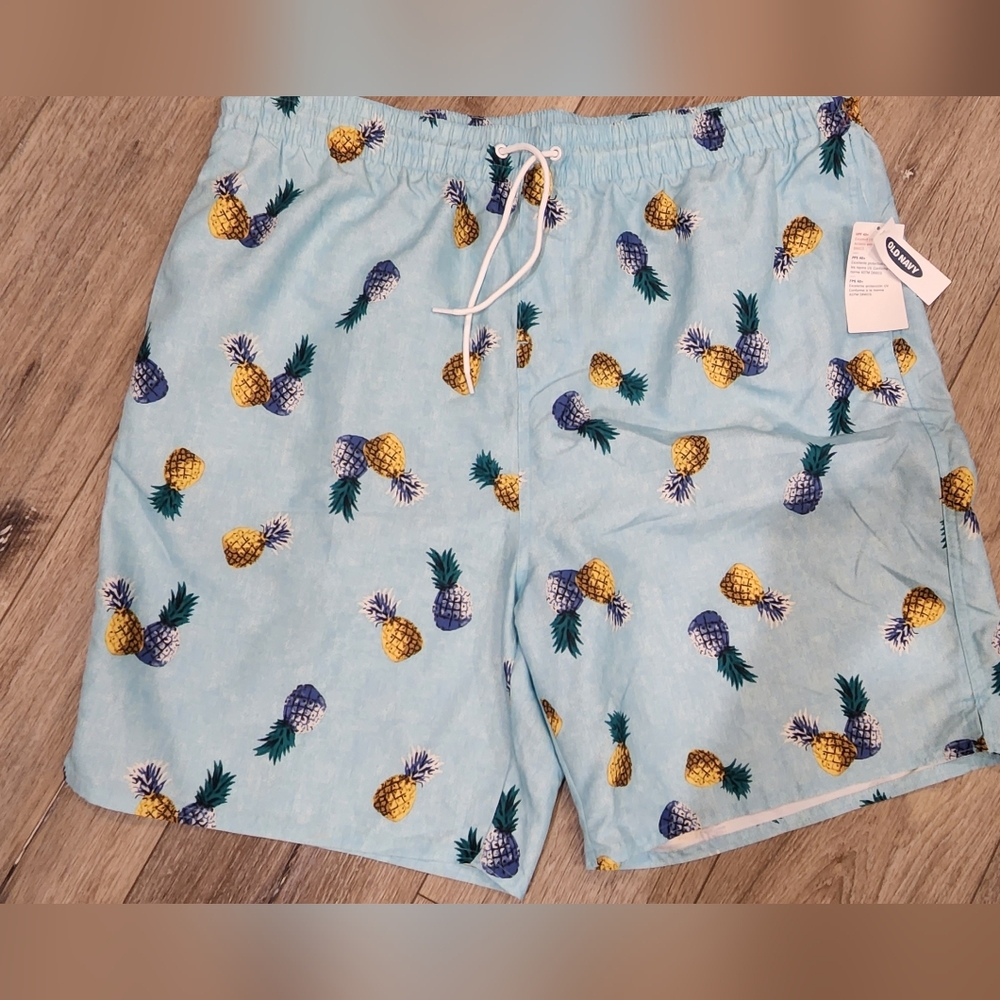 Old Navy Board shorts NWT